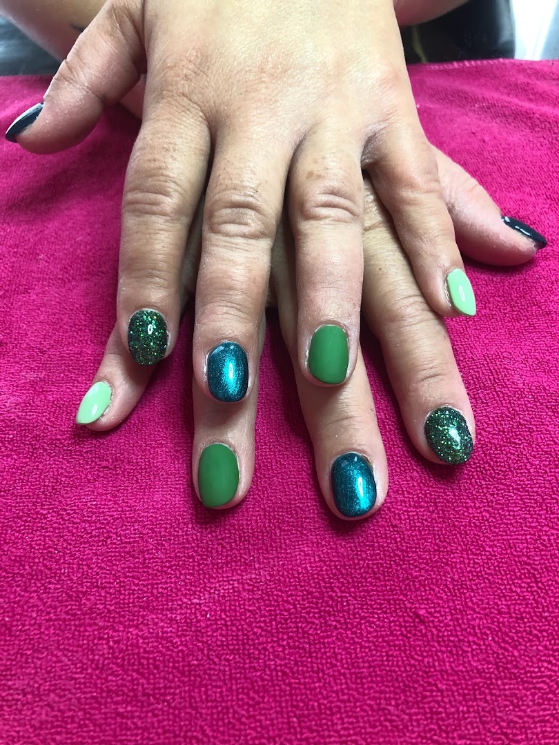FunnyNailsalinardi · Foto 3